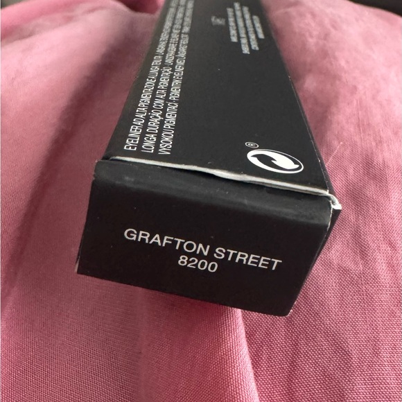 Nars High-Pigment long wearing eyeliner in 8200 Grafton street - Picture 2 of 3